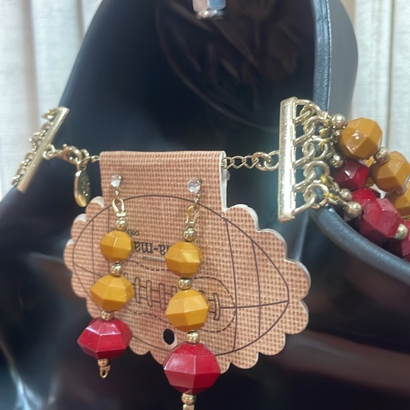 Alma-Mater Collection -Garnet & Gold Statement Jewelry Set necklace & earrings - Picture 8 of 14